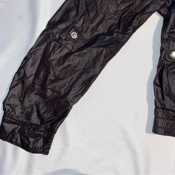 H&M Black Windbreaker 3/4 Sleeve Jacket - Picture 4 of 7